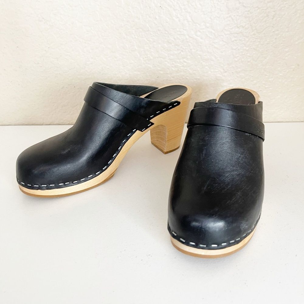 Swedish Hasbeens Black and Tan Mules with Wooden Platform. 9/40 - Picture 15 of 15